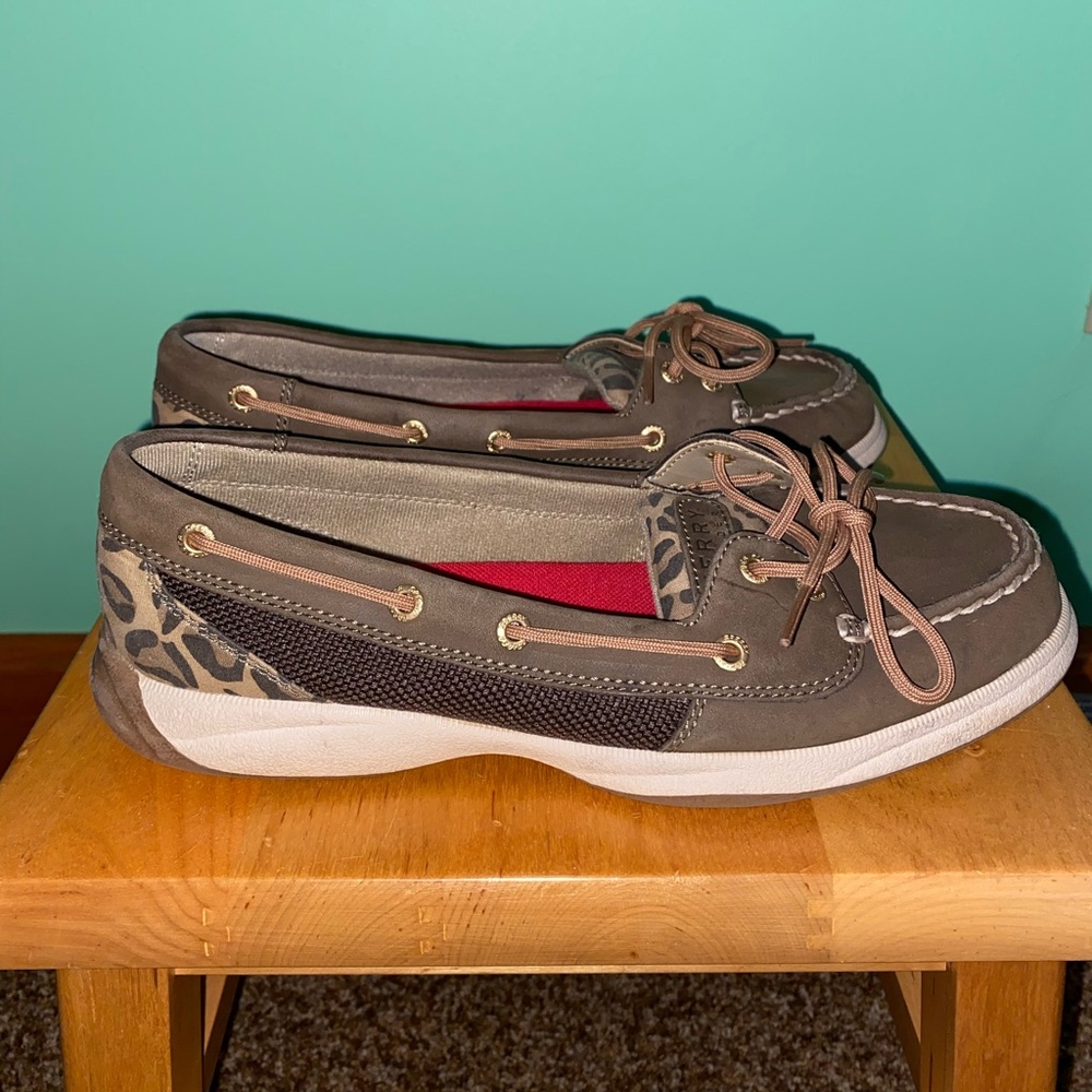 Sperry Boat Shoes with Cheetah details